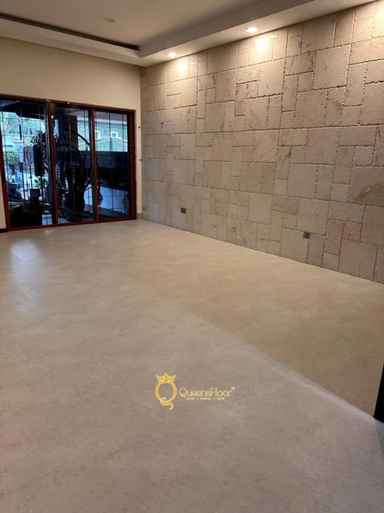 QueensFloor